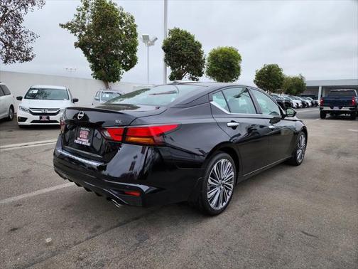 2025 Nissan Altima 2.5 SL