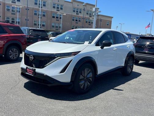 2025 Nissan ARIYA EVOLVE+