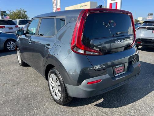 2022 Kia Soul LX