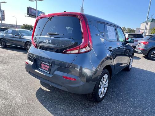 2022 Kia Soul LX