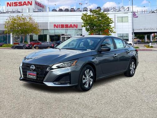 2025 Nissan Altima S FWD