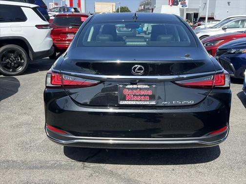 2021 Lexus ES 250 Base