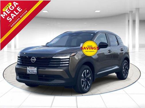 Canyon Bronze M 2026 Nissan Kicks SV