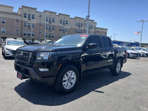 2023 Nissan Frontier SV