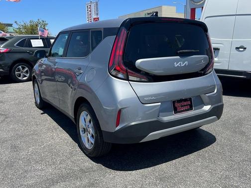 2023 Kia Soul LX