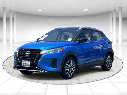 2 Tone Blue / Black 2023 Nissan Kicks SV