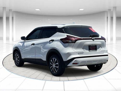 Fresh Powder 2023 Nissan Kicks S
