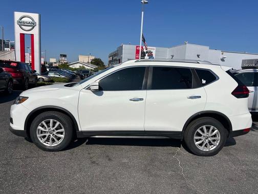 2019 Nissan Rogue SV