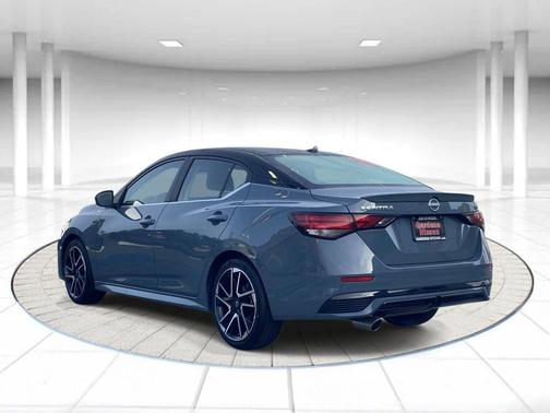 2t Gry Blk Roof 2025 Nissan Sentra SR