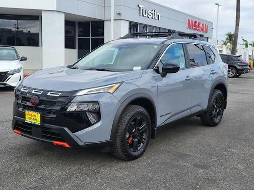 2025 Nissan Rogue Rock Creek