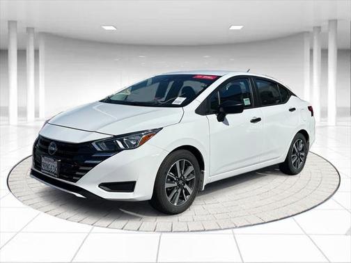 2024 Nissan Versa 1.6 S