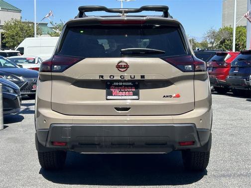 2025 Nissan Rogue Rock Creek