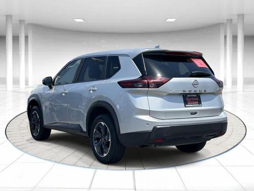 Brilliant Silver Metallic 2025 Nissan Rogue SV