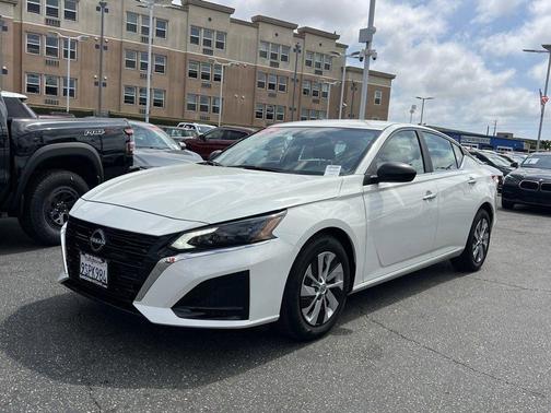 2025 Nissan Altima S