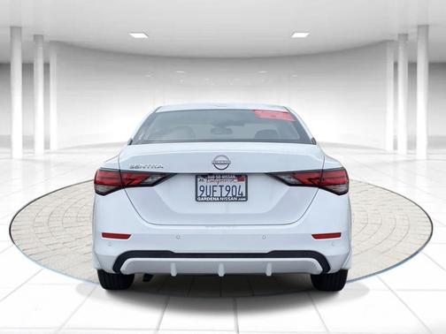 2025 Nissan Sentra SV