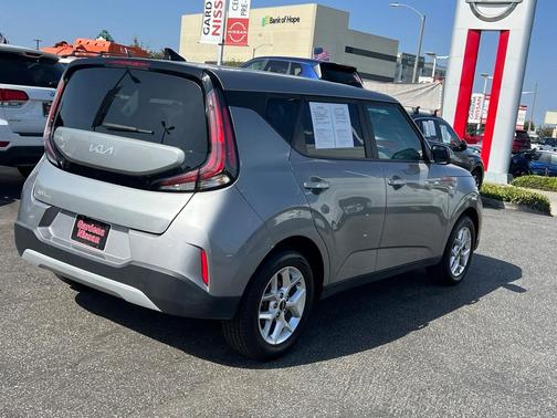 2023 Kia Soul LX