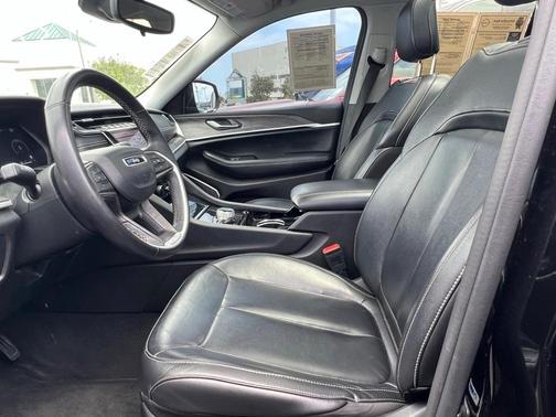 2022 Jeep Grand Cherokee Limited X