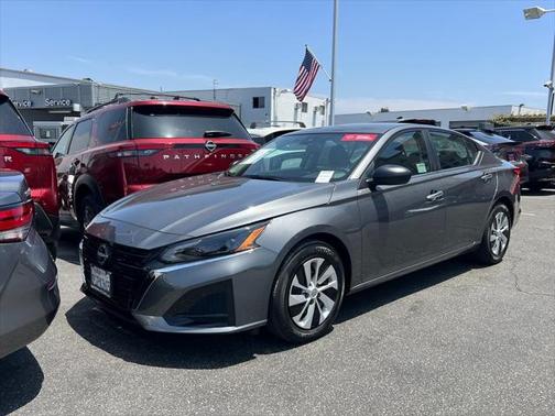 2025 Nissan Altima S FWD