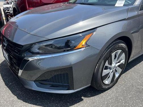 2025 Nissan Altima S FWD