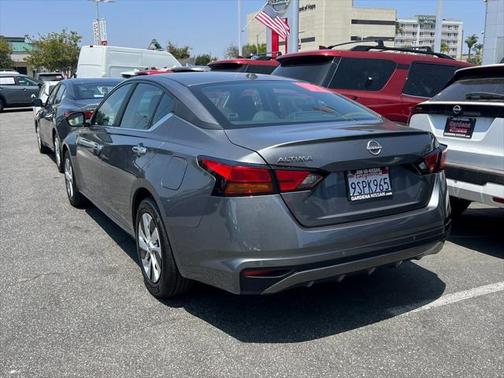 2025 Nissan Altima S FWD
