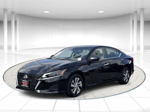 Black 2025 Nissan Altima S
