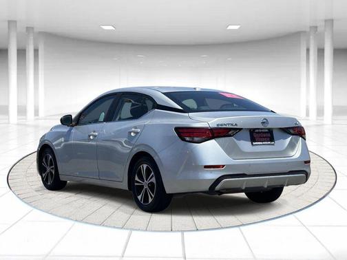 Brilliant Silver Metallic 2022 Nissan Sentra SV
