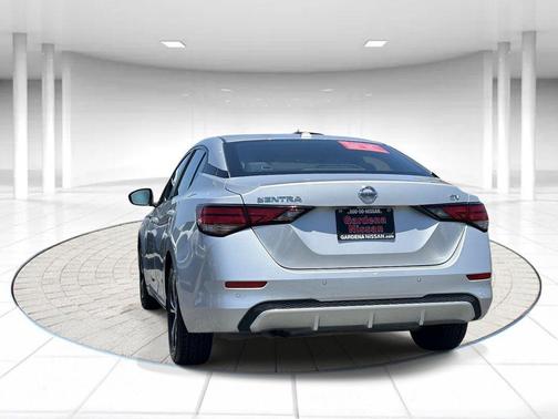 Brilliant Silver Metallic 2022 Nissan Sentra SV