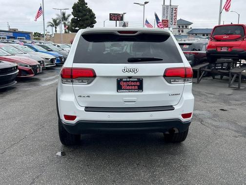 2022 Jeep Grand Cherokee Laredo