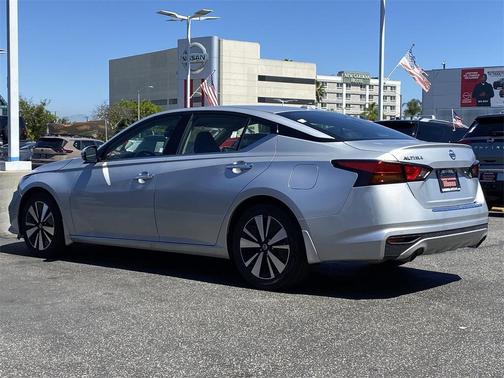 2022 Nissan Altima 2.5 SL