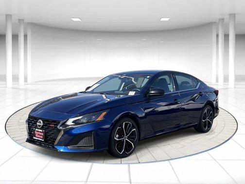 Deep Blue Pearl 2024 Nissan Altima 2.5 SR