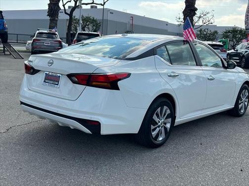 2025 Nissan Altima S FWD