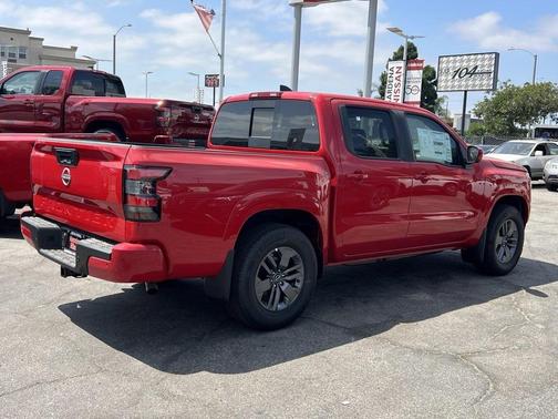 2025 Nissan Frontier SV