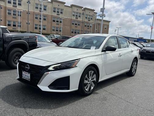 2025 Nissan Altima S FWD