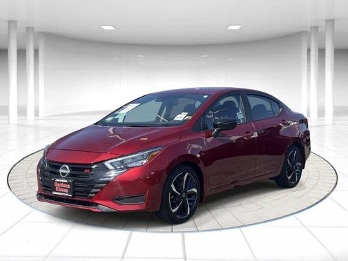 Scarlet Ember 2025 Nissan Versa 1.6 SR