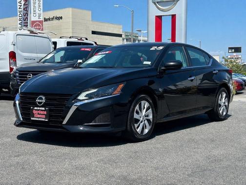 Black 2025 Nissan Altima S