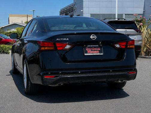 Black 2025 Nissan Altima S