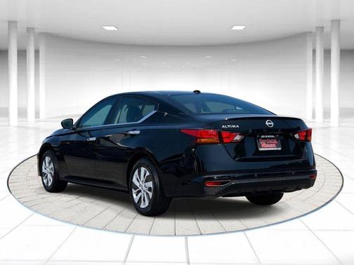 Black 2025 Nissan Altima S