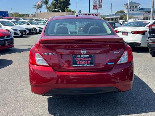 2016 Nissan Versa 1.6 SV