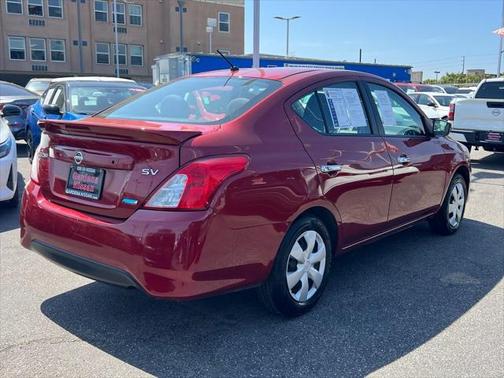 2016 Nissan Versa 1.6 SV