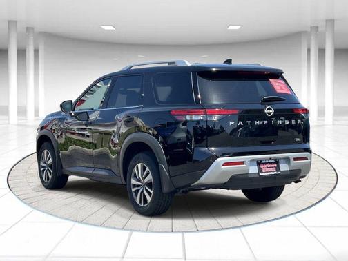 Black 2025 Nissan Pathfinder SL