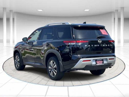 Black 2025 Nissan Pathfinder SL
