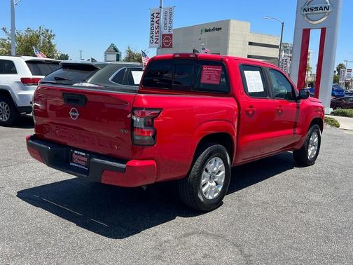 2022 Nissan Frontier SV