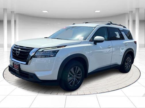 2022 Nissan Pathfinder SV 2WD