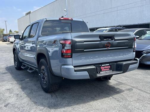 2025 Nissan Frontier PRO-X