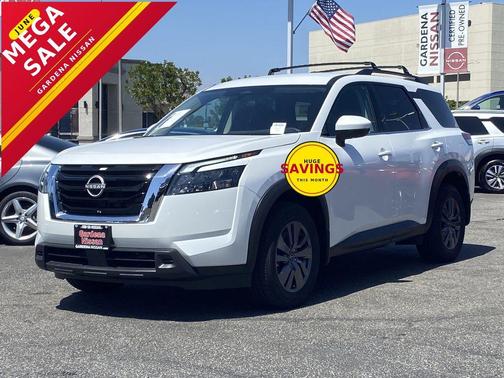 Everest White P 2025 Nissan Pathfinder SV