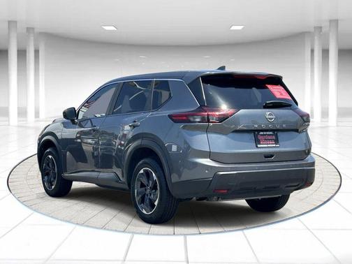 Gun Metallic 2025 Nissan Rogue SV