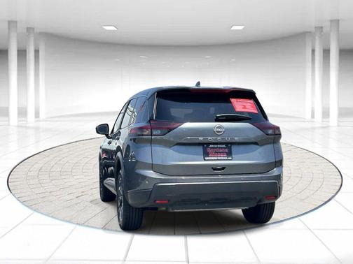 Gun Metallic 2025 Nissan Rogue SV