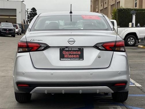 2025 Nissan Versa 1.6 S