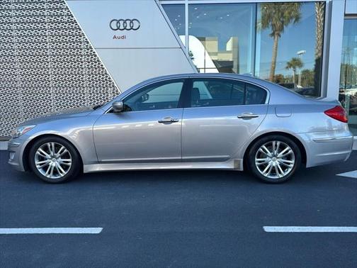 2013 Hyundai Genesis 3.8