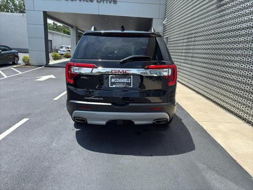 2023 GMC Acadia FWD SLT